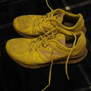 New balance shoes size 12